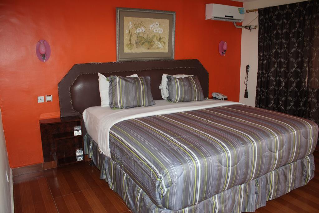 Zambezi Inn Hotel 코나크리 외부 사진