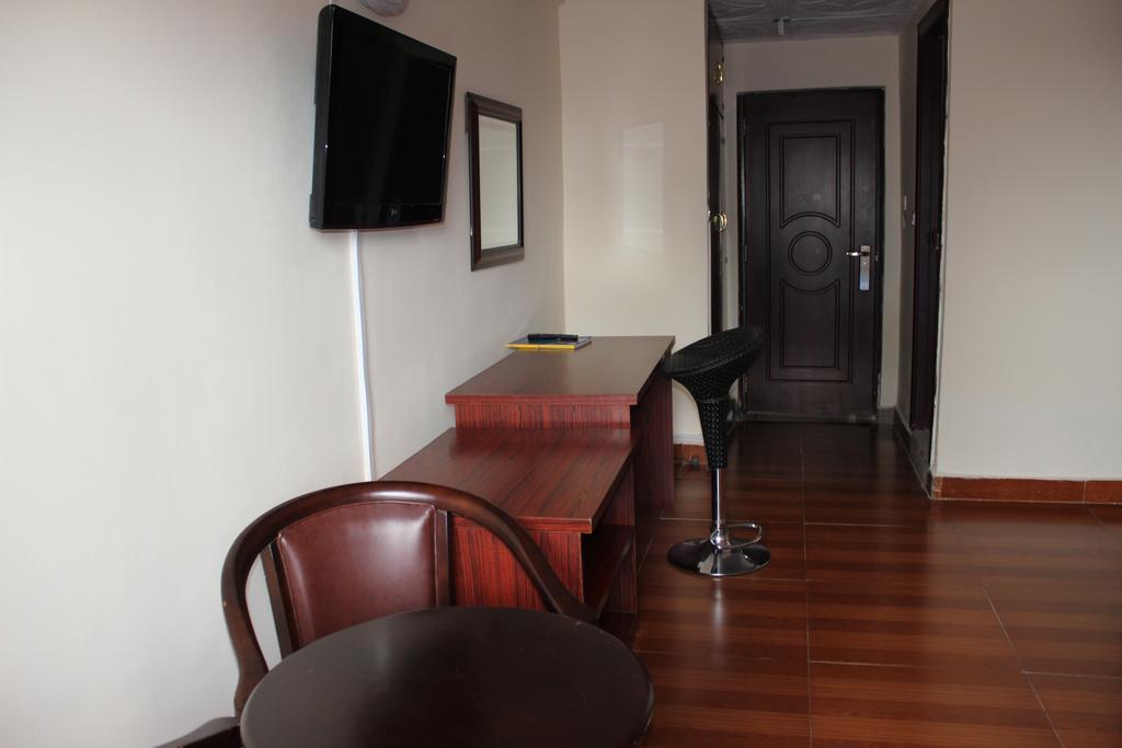 Zambezi Inn Hotel 코나크리 외부 사진